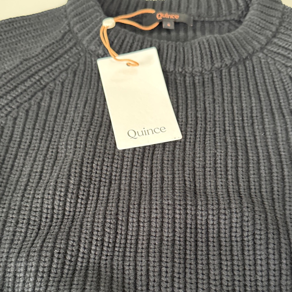 Quince 100% Organic Cotton Fisherman Crew Sweater NWT Small - Picture 5 of 5